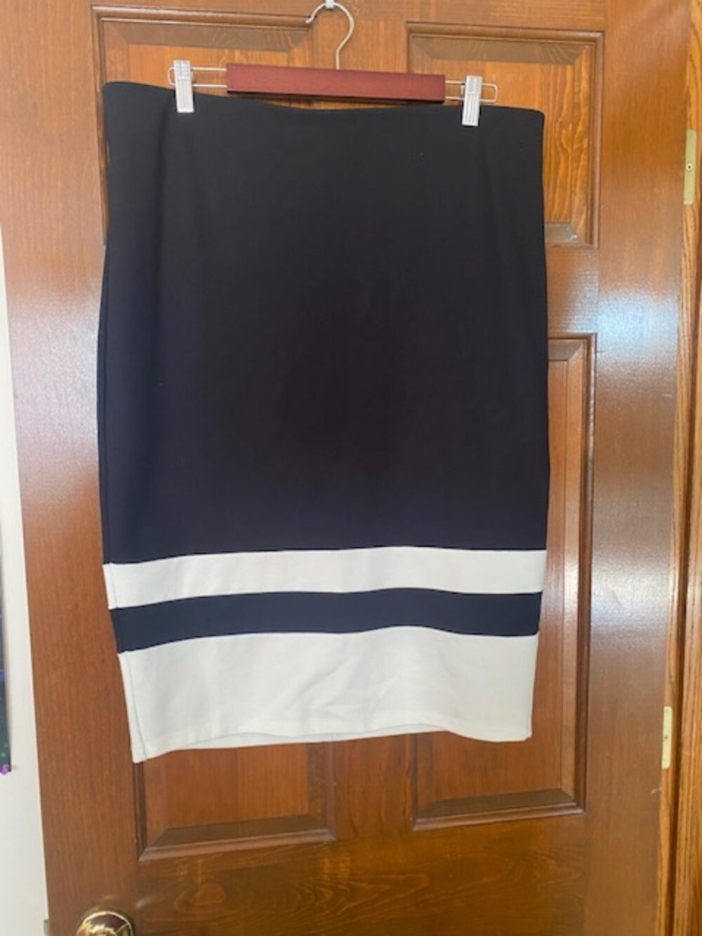 Eloquii Curve Hugging Column Skirt